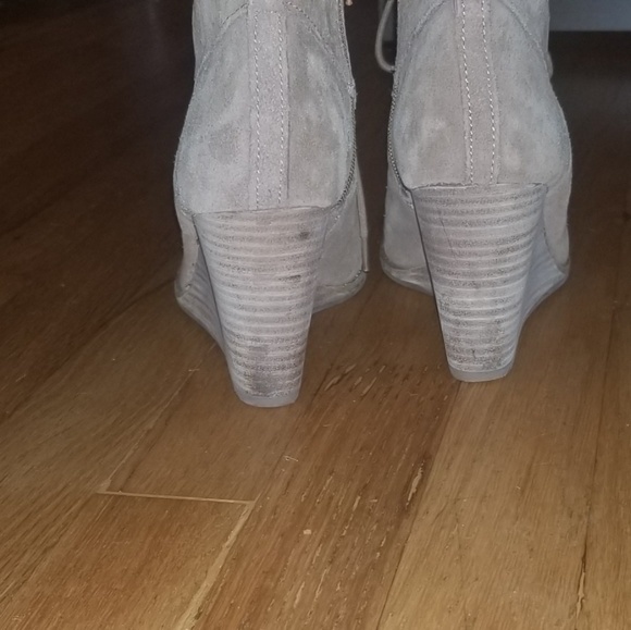 Lucky Brand Ankle Booties - Picture 4 of 6